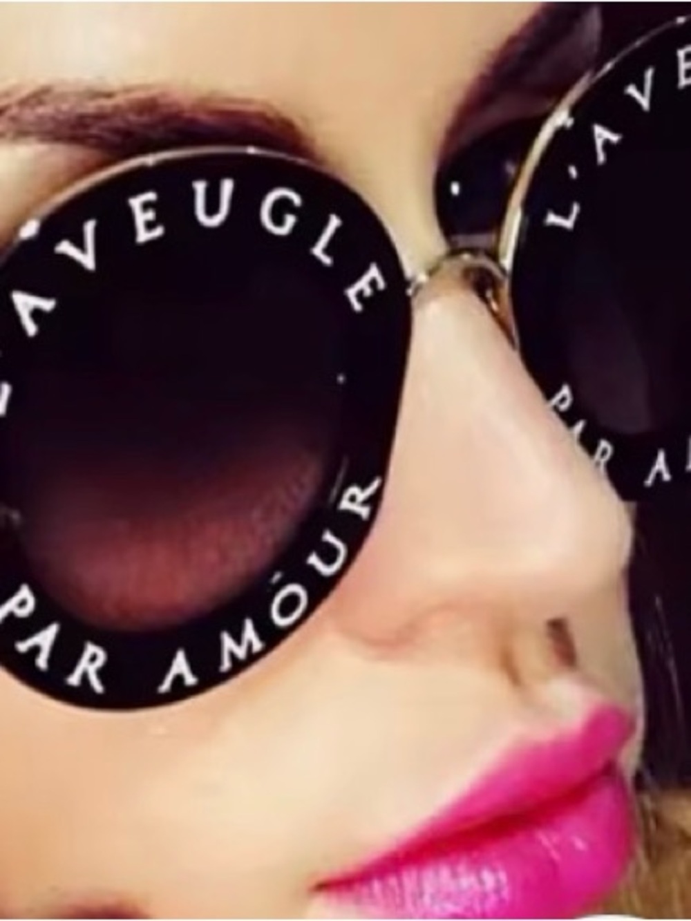 🔥Brand New 🔥Paramour Round Sunglasses with Black Lenses and Gold Frame